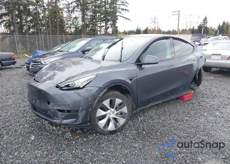 2022 Tesla Model Y Long Range Dual Motor All-Wheel Drive из США, поврежденный, VIN 7SAYGAEE8NF570624